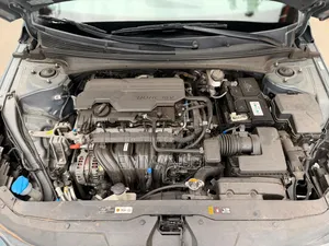 Hyundai Elantra Limited 2022 Blue