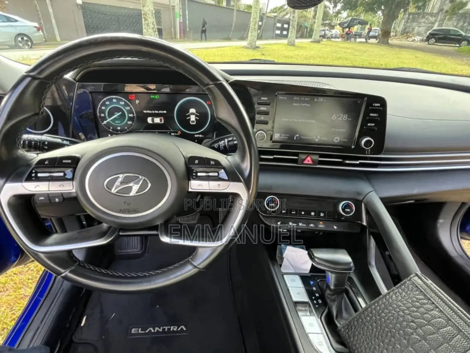 Hyundai Elantra Limited 2022 Blue