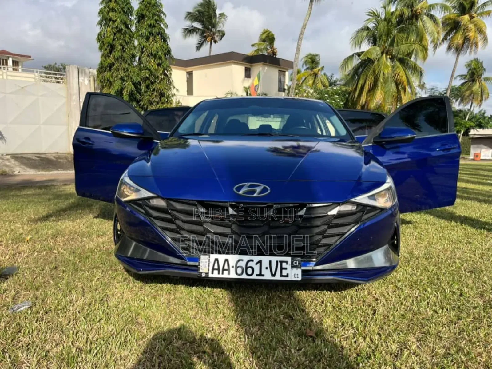 Hyundai Elantra Limited 2022 Blue