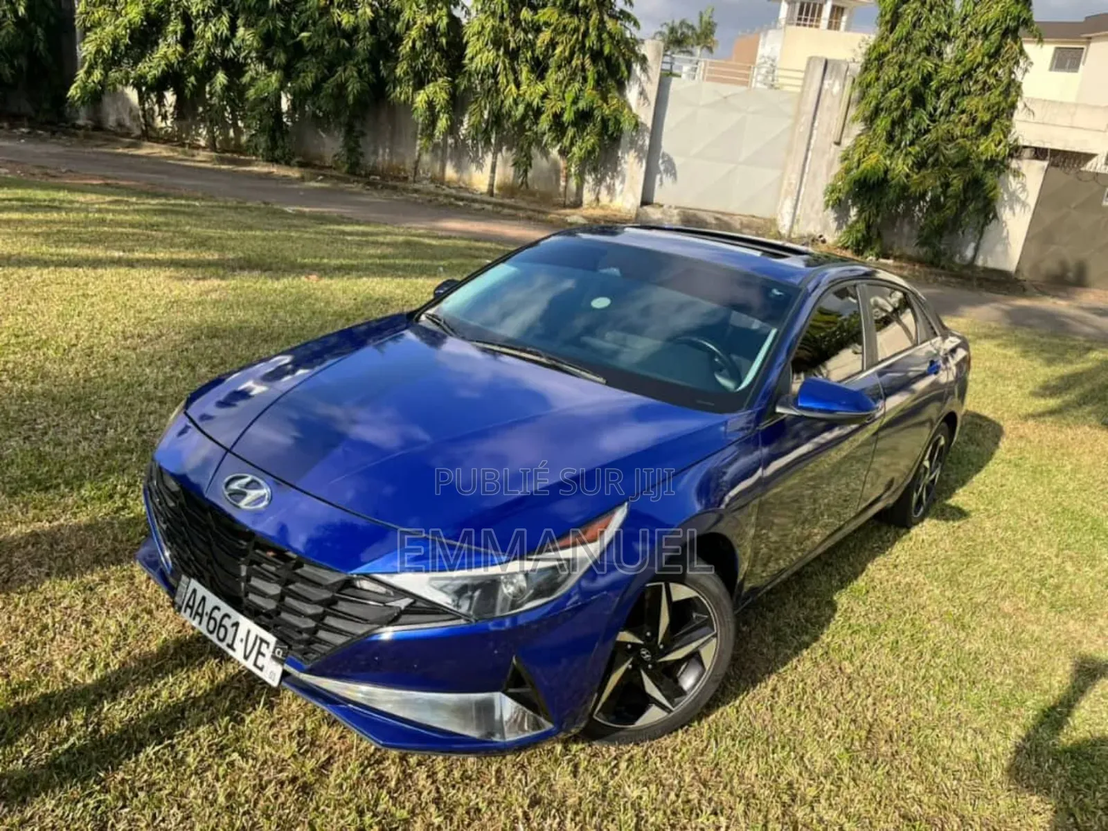 Hyundai Elantra Limited 2022 Blue