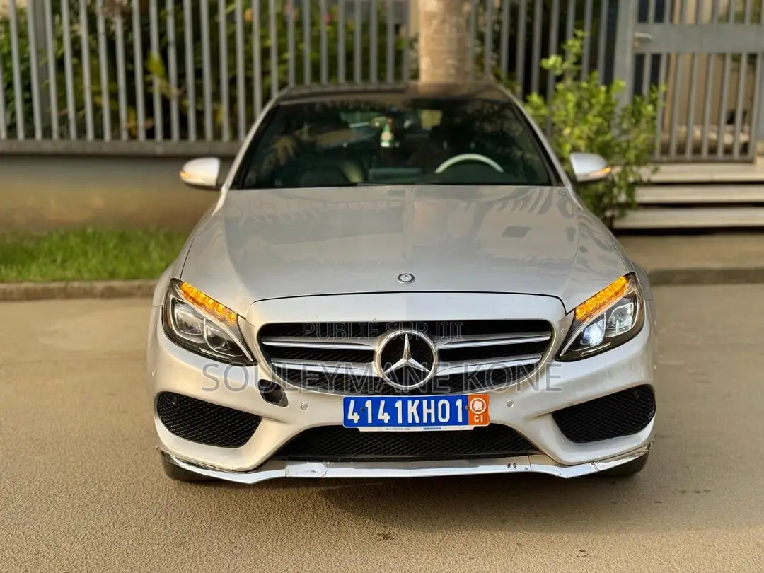 Mercedes-Benz C300 2016 Gris