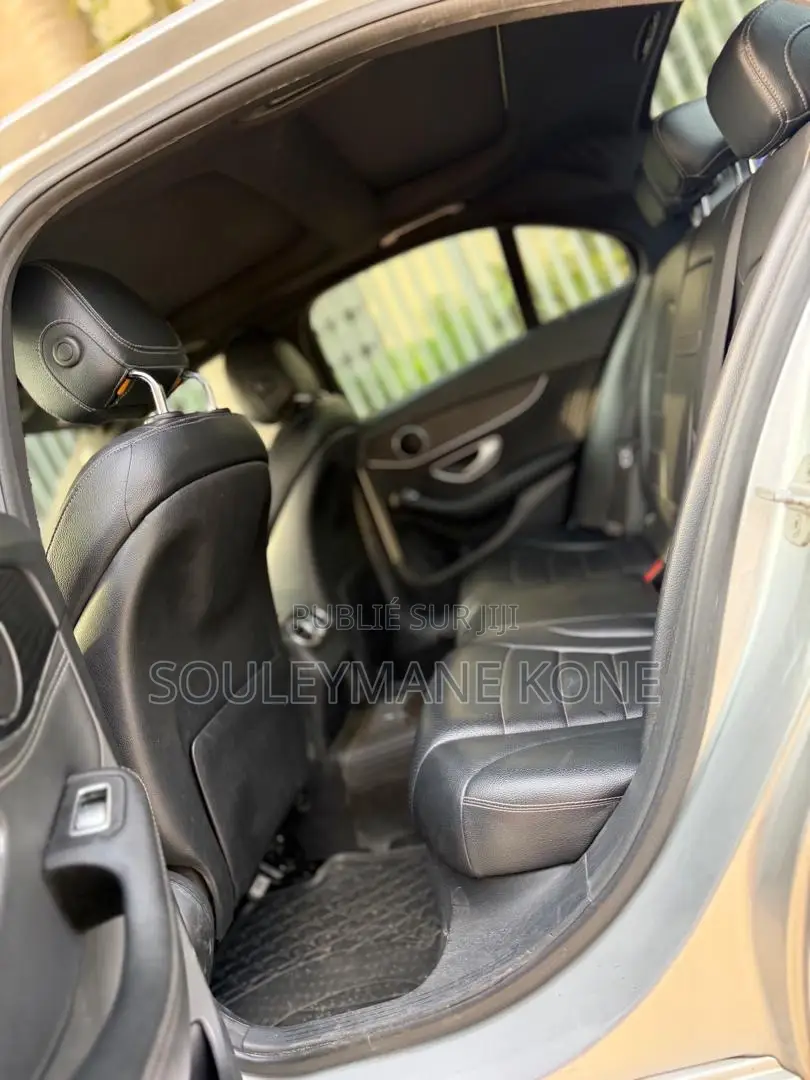 Mercedes-Benz C300 2016 Gris