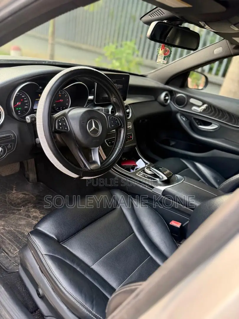 Mercedes-Benz C300 2016 Gris