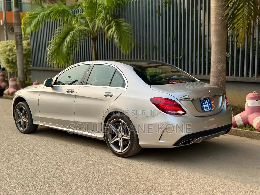 Mercedes-Benz C300 2016 Gris