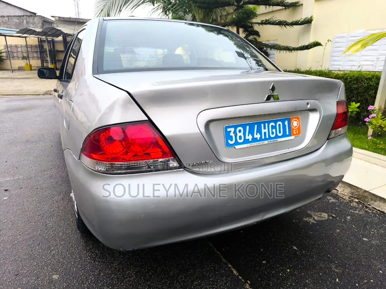 Mitsubishi Lancer 2012 Gris