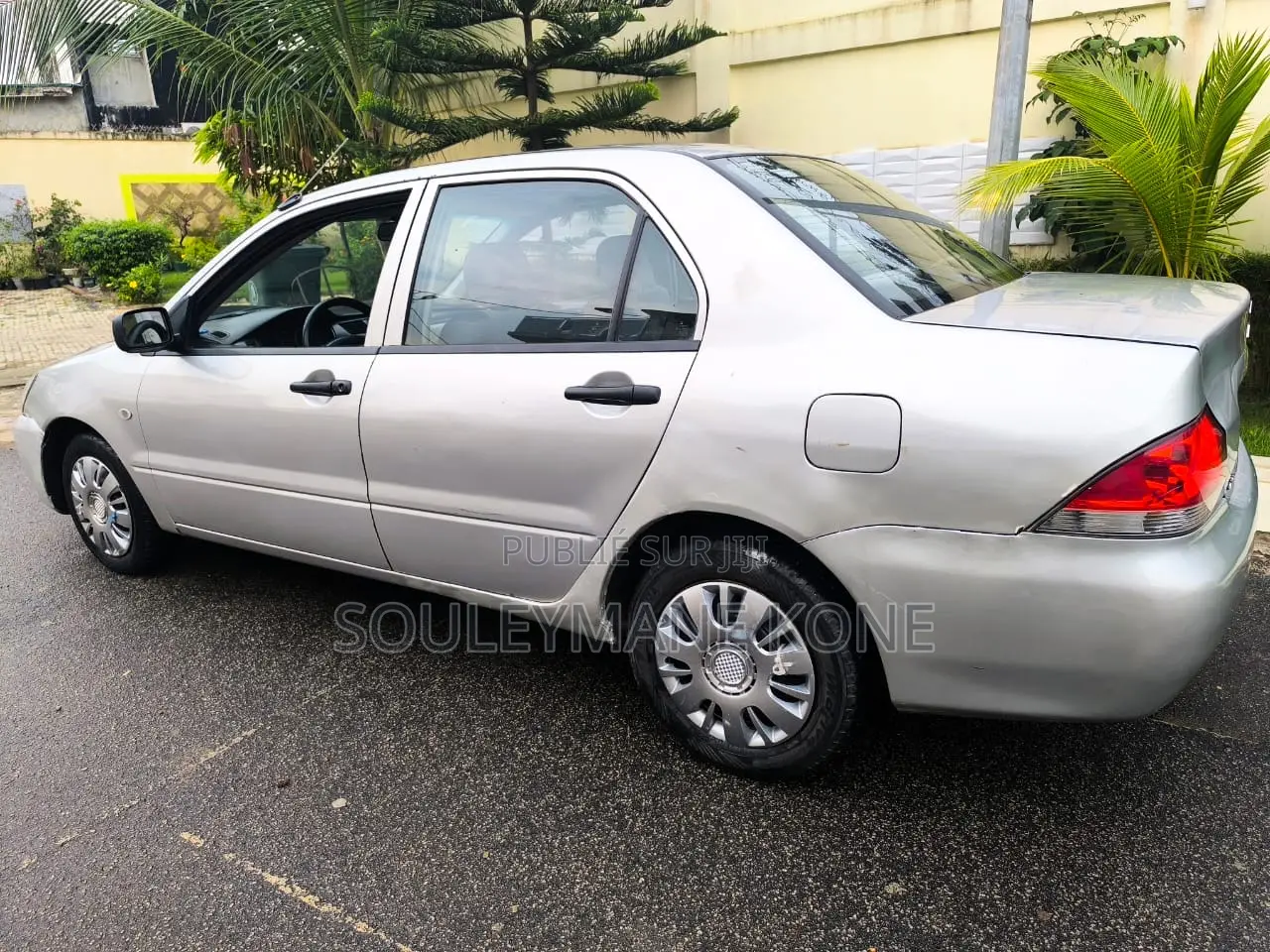 Mitsubishi Lancer 2012 Gris