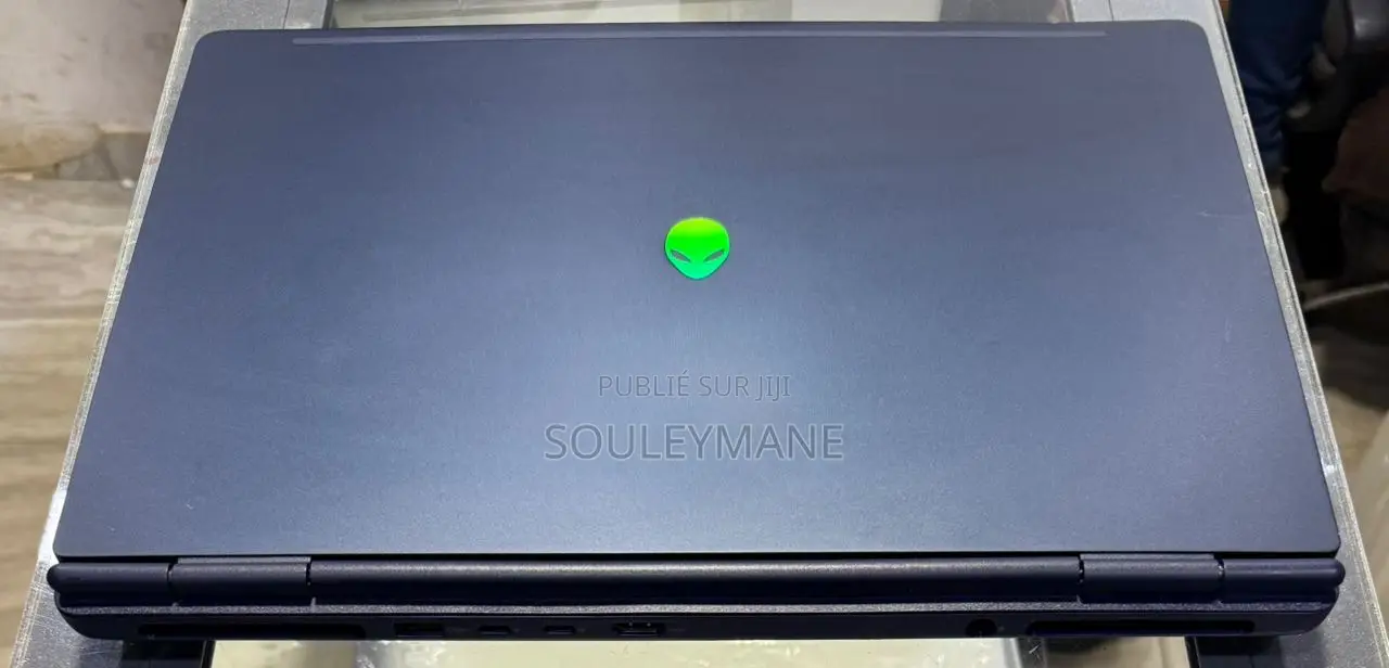 Dell Alienware 16 Aurora 16GB Intel Core Ultra 7 SSD 1T