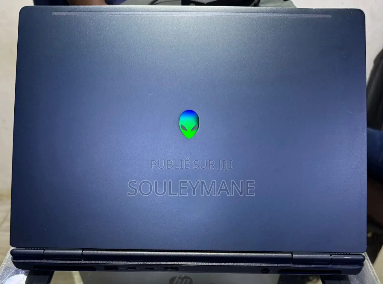 Dell Alienware 16 Aurora 16GB Intel Core Ultra 7 SSD 1T