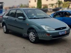 Ford Focus Wagon 2002 Bleu
