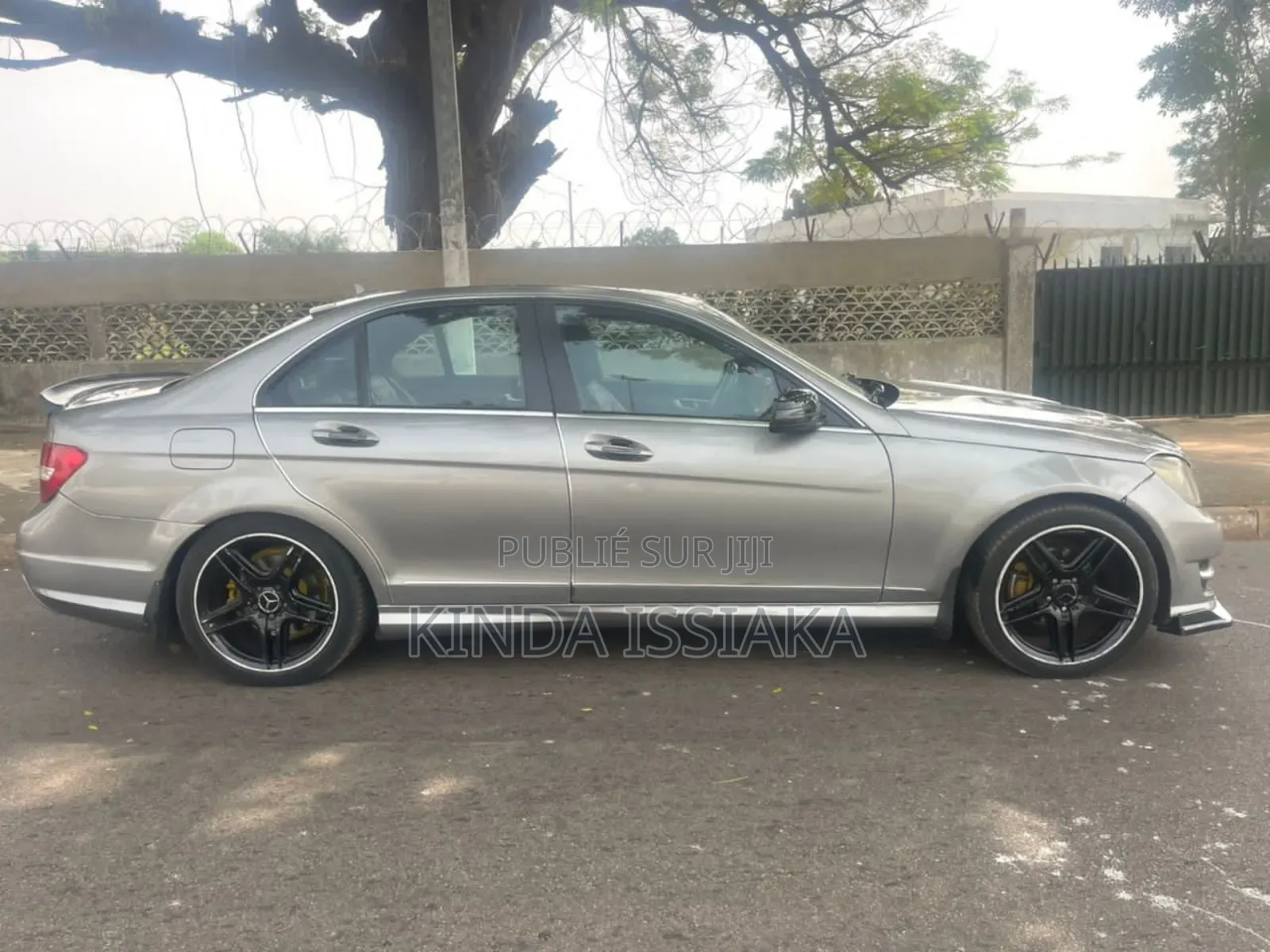 Mercedes-Benz C300 Luxury 4Matic Sedan AWD (3.0L 6cyl 7A) 2012 Gris