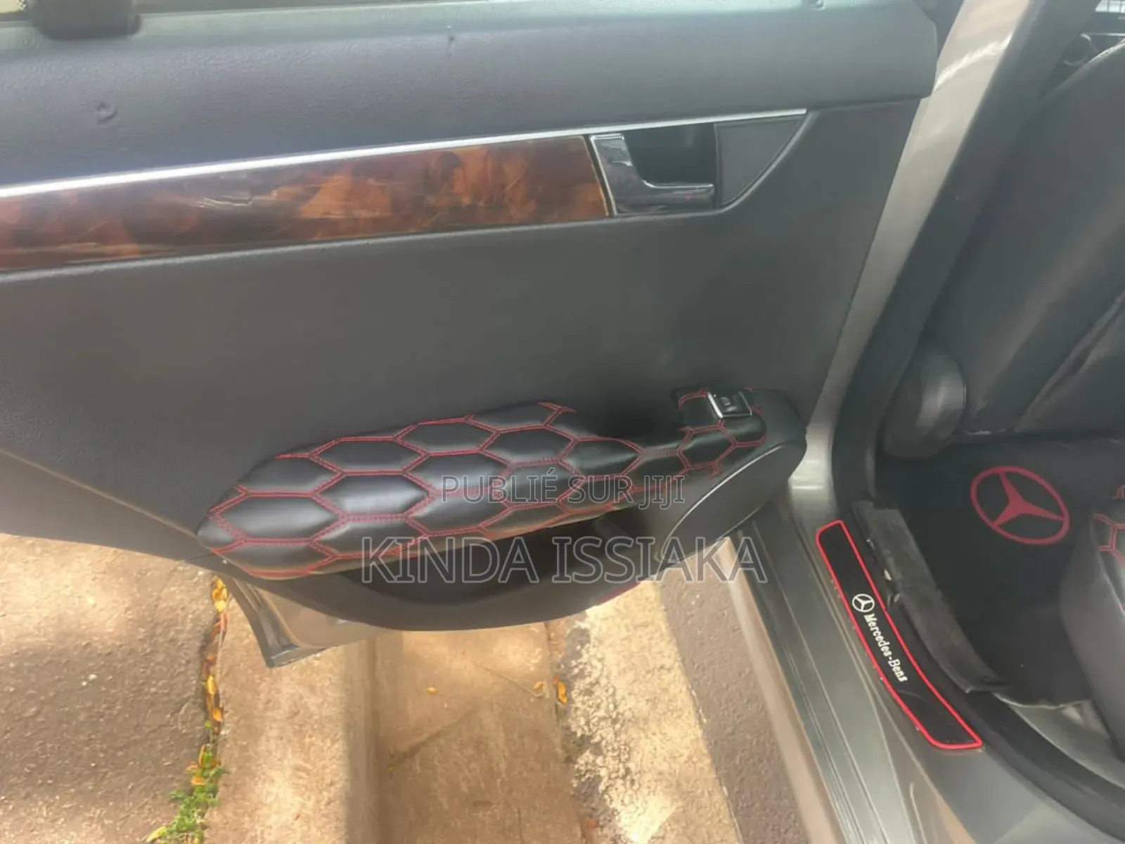 Mercedes-Benz C300 Luxury 4Matic Sedan AWD (3.0L 6cyl 7A) 2012 Gris