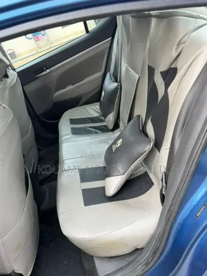 Hyundai Elantra 2020 Blue