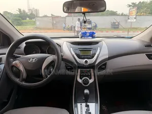 Hyundai Elantra 2013 Gris