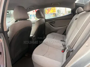 Hyundai Elantra 2013 Gris
