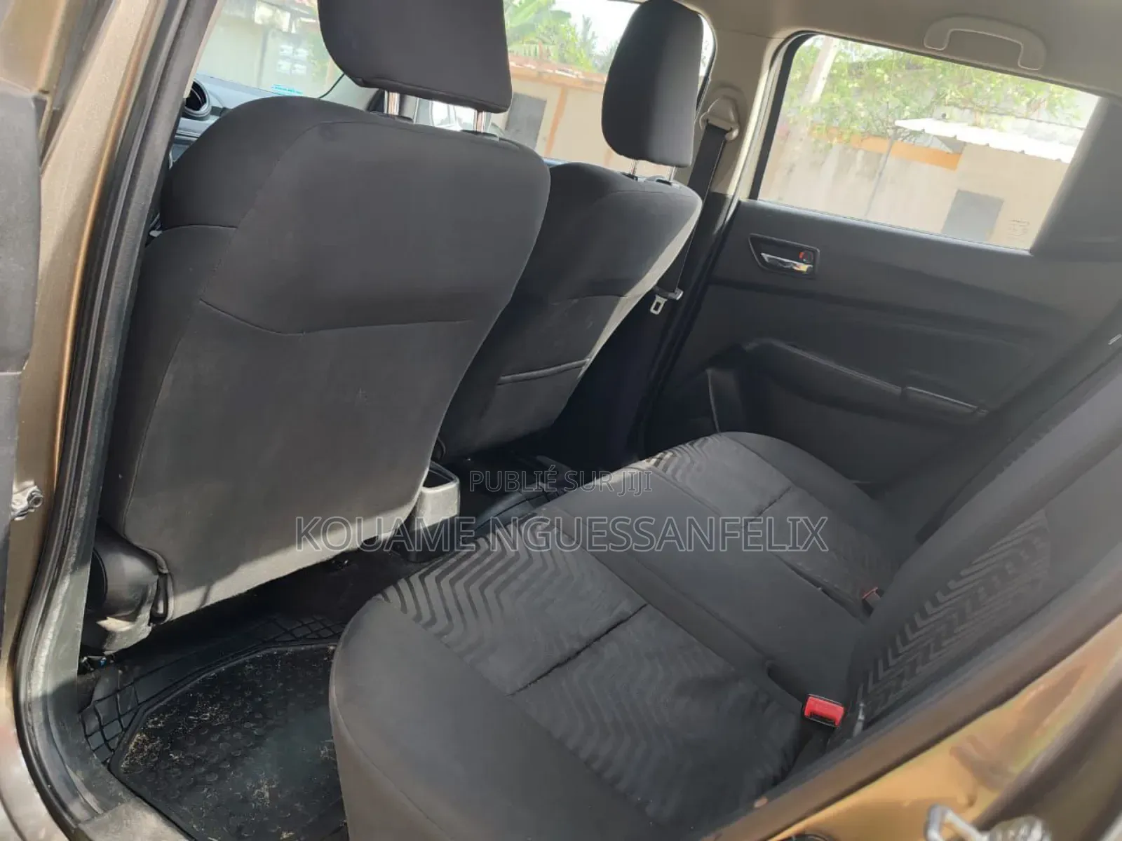 Suzuki Swift 2020 Gris