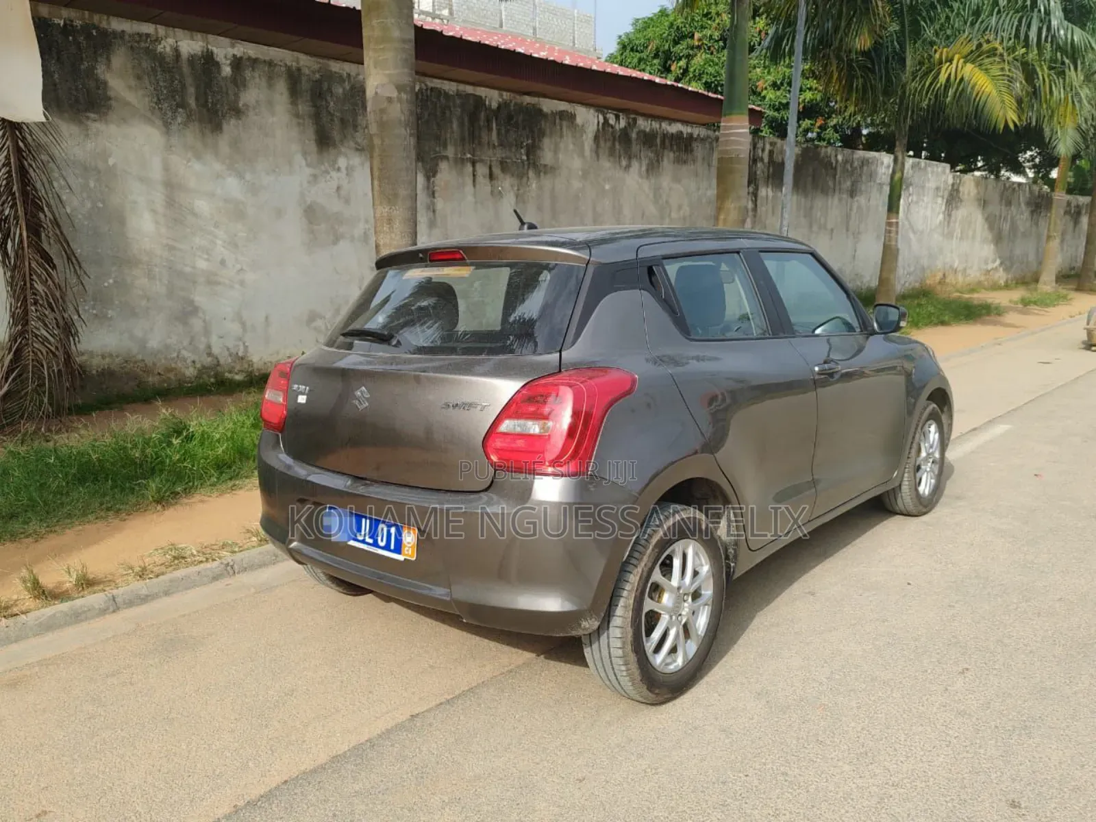 Suzuki Swift 2020 Gris