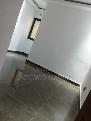 2chbre Appartement dans Lascoco Maison, Cocody à Louer