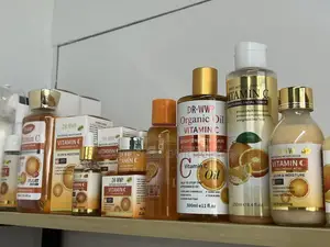 Gamme Complète De Soins De La Peau À La Vitamine C