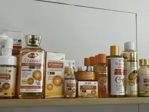 Gamme Complète De Soins De La Peau À La Vitamine C