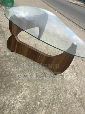 Table Centrale Vitrée