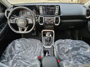 Kia Sonet 2024 Rouge