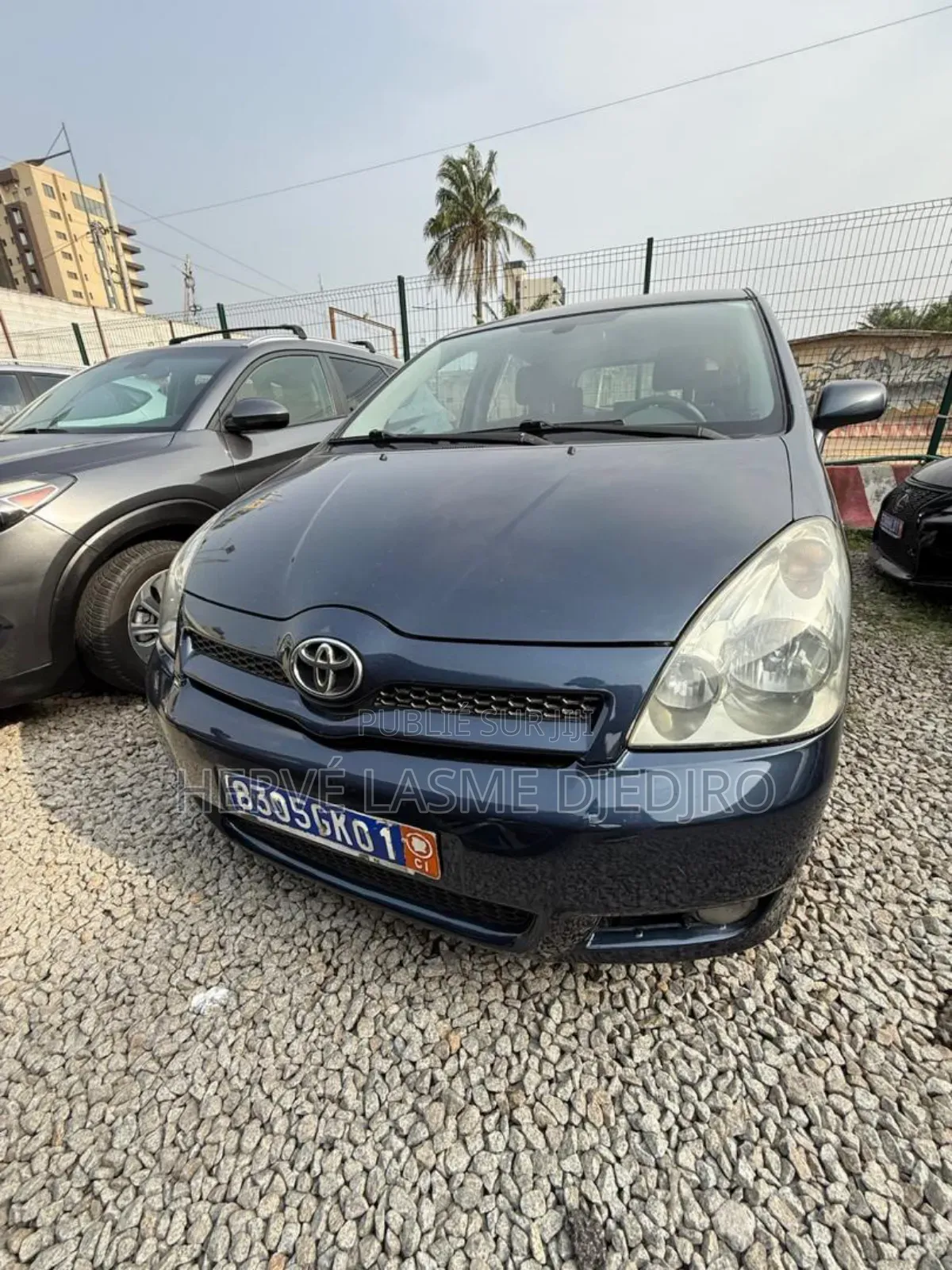 Toyota Verso 2009 Blue