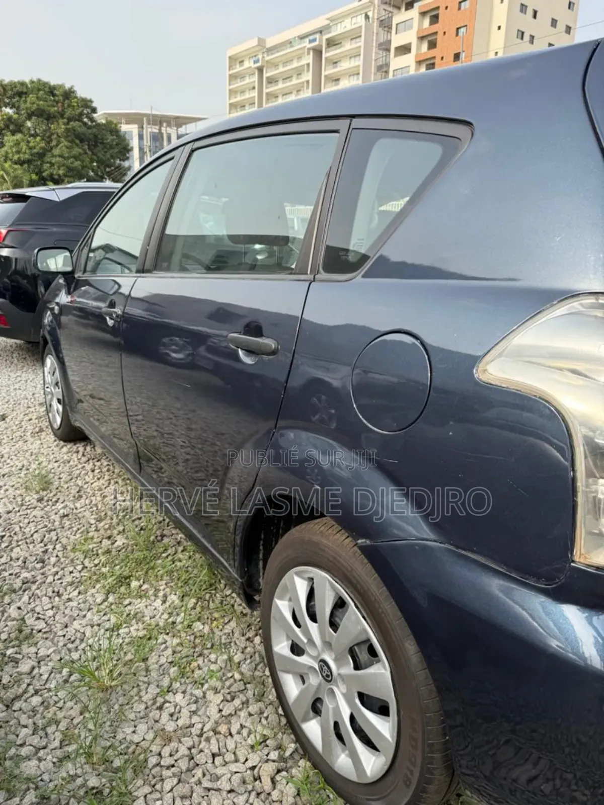 Toyota Verso 2009 Blue