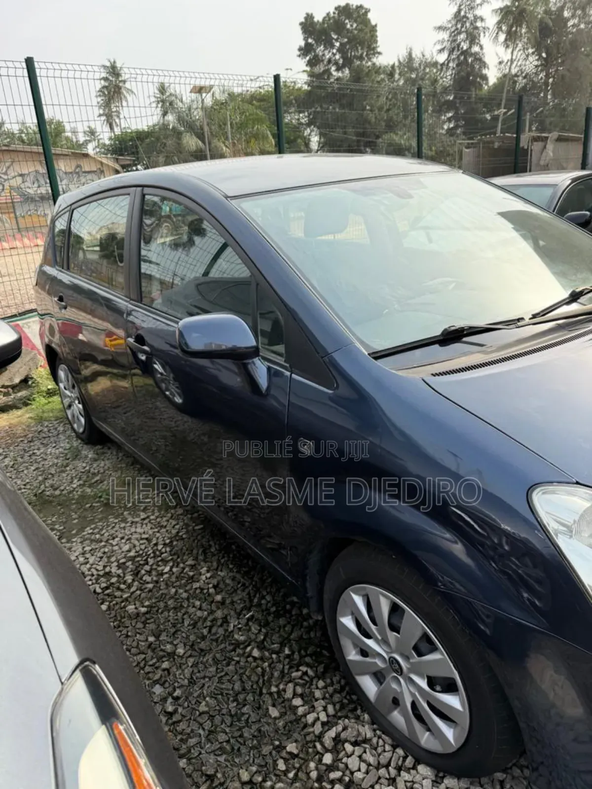 Toyota Verso 2009 Blue