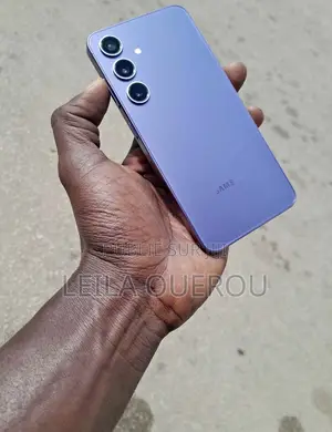 New Samsung Galaxy S24 FE 256 GB Blue