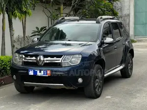 Renault Duster 2017 Blue