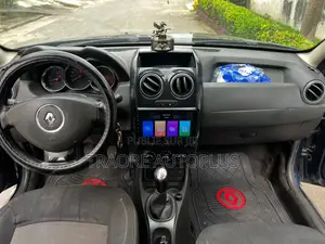 Renault Duster 2017 Blue