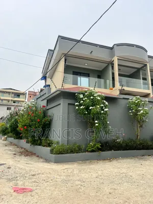 5chbre Duplex dans Francis Gweh, Cocody à Louer