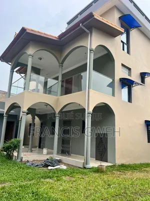 5chbre Duplex dans Francis Gweh, Cocody à Louer