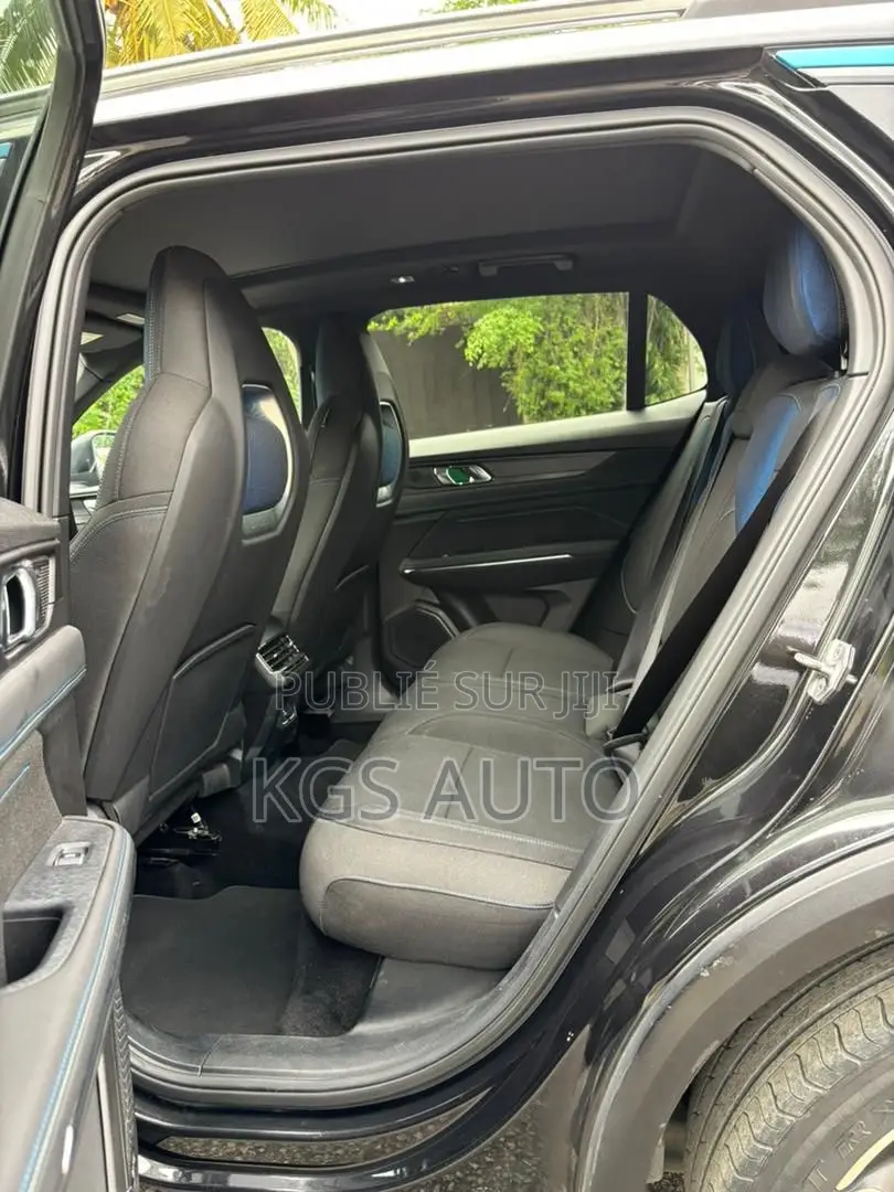 Geely Coolray 1.5 FWD 2023 Gris