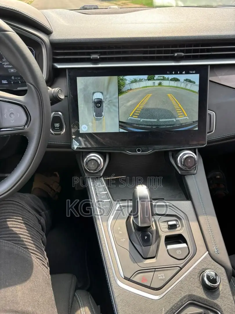 Geely Coolray 1.5 FWD 2023 Gris