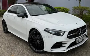 Mercedes-Benz E220 2022 Blanc