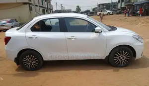 Suzuki Dzire 2022 Blanc