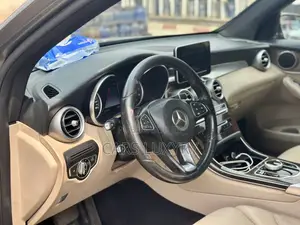 Mercedes-Benz GLC-Class 2018 Argenté