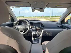 Hyundai Elantra 2020 Rouge