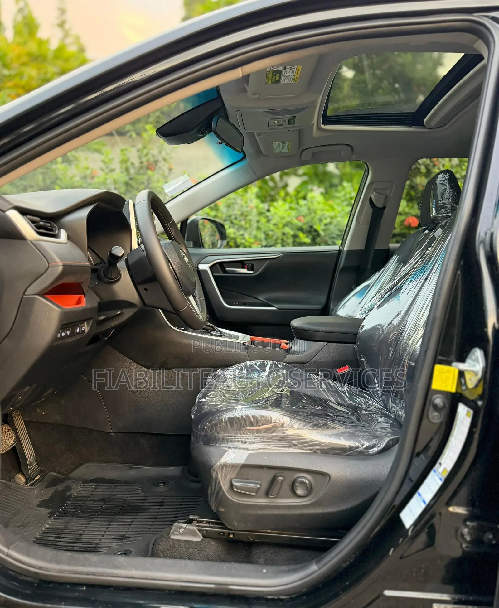 Toyota RAV4 Adventure 2021 Noir Mat