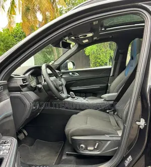 Geely Coolray 1.5 FWD 2023 Gris