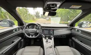 Geely Coolray 1.5 FWD 2023 Gris