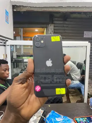 New Apple iPhone 11 64 GB Black