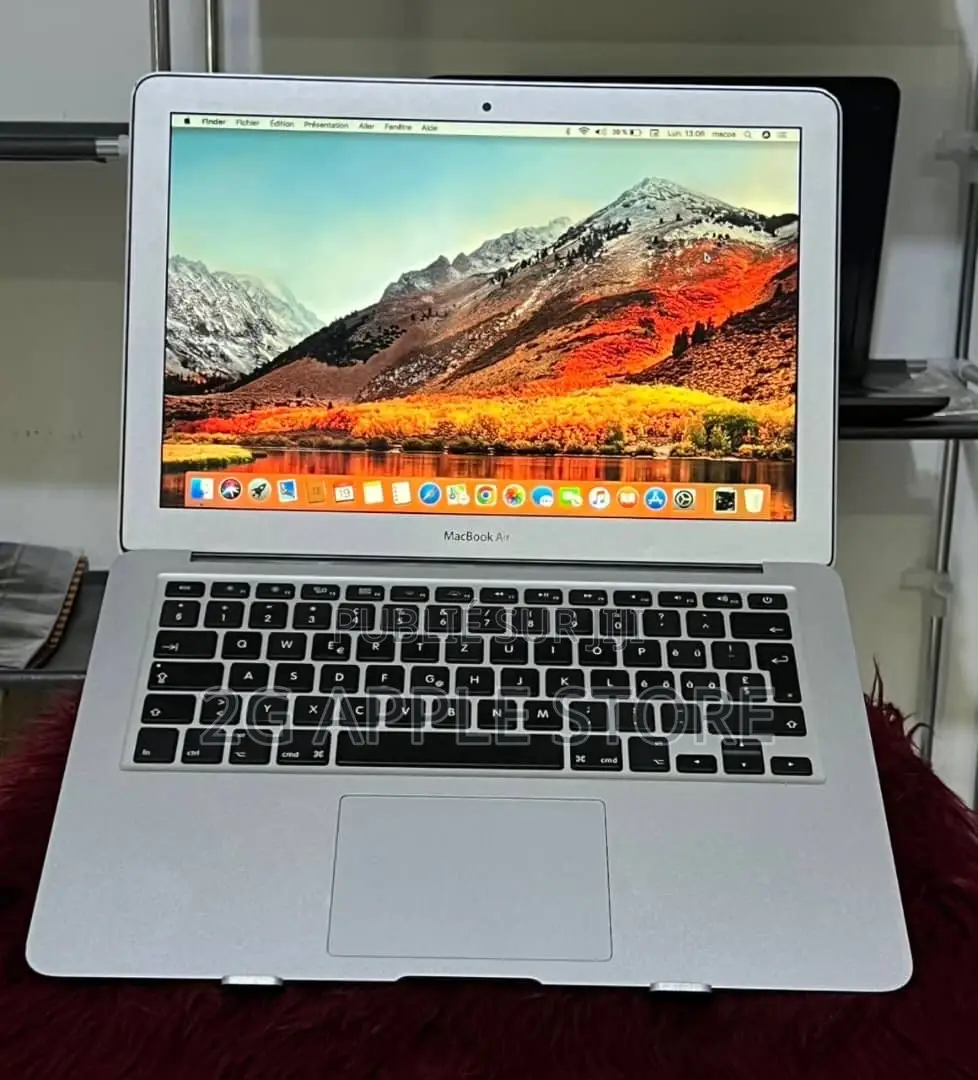 New Apple MacBook Air 2012 4GB Intel Core I5 SSD 128GB
