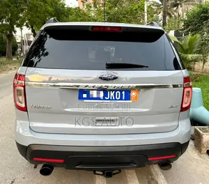 Ford Explorer 4dr SUV AWD (3.5L 6cyl 6A) 2016 Gris