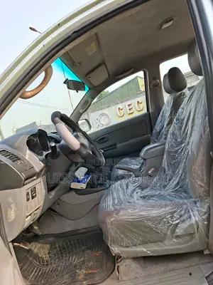 Toyota Hilux 2012 Gris