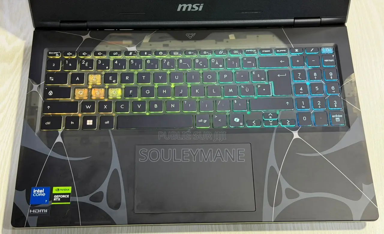 New Ordinateur Portable MSI 16GB Intel Core Ultra 7 SSD 512GB