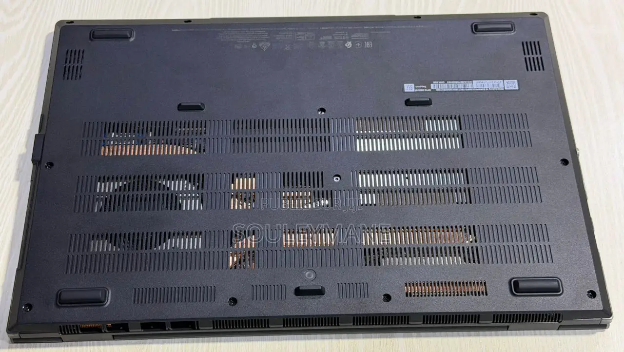 New Ordinateur Portable MSI 16GB Intel Core Ultra 7 SSD 512GB