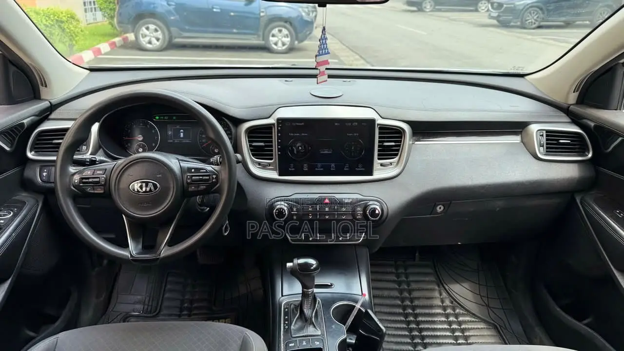 Kia Sorento 2018 Gris