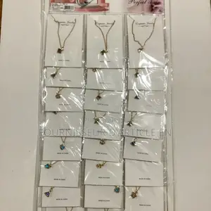 Pendentifs en Forme De Pull (Vente en Gros) 120 À 35500fcfa